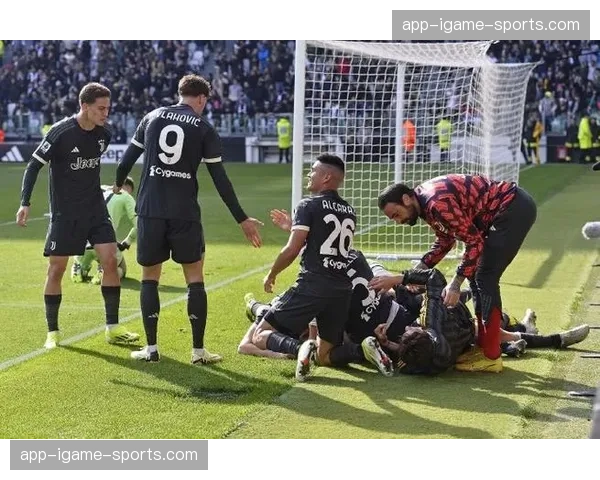 即时:弗拉霍维奇梅开二度,帮助尤文图斯客场3-1领先莱切